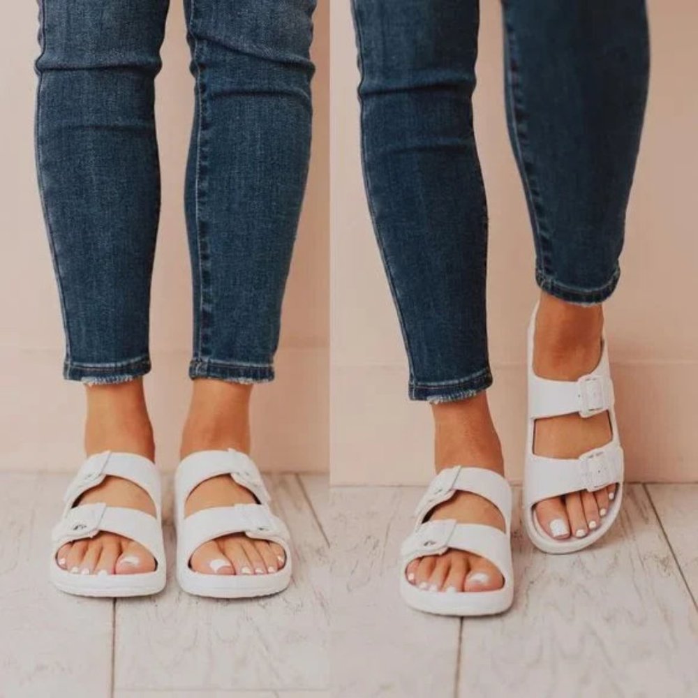 NEW Adjustable Double Buckled Straps Comfy Slip On Slides Slippers Sandals White - Picture 4 of 12